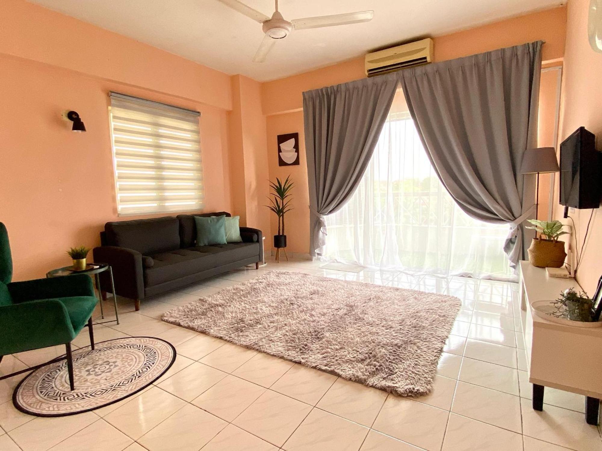 The Nest - Cozy 3-Bedroom Condo, شاه علام المظهر الخارجي الصورة